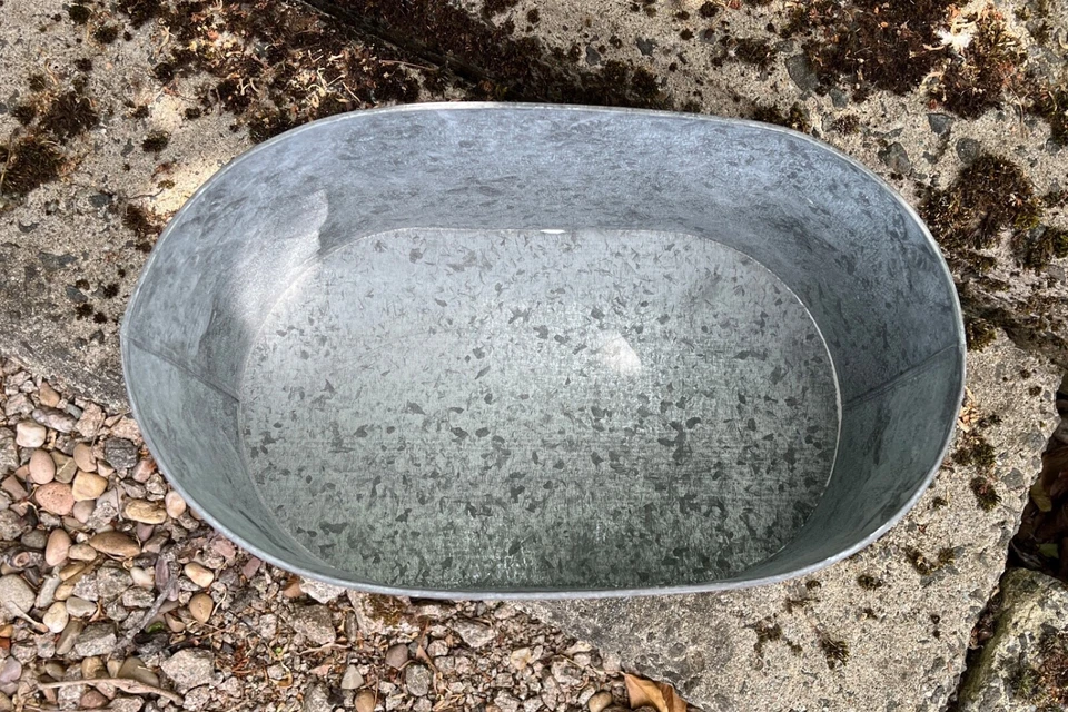 Planters for Garden 32.5cm Oval Bee Decorative Plant Pot Outdoor Flower Trough - Image 4 of 4