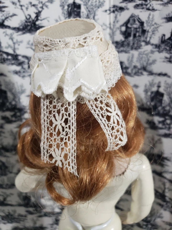 定制丝绸和古董花边帽。 适用于 6-7 英寸头 Ooak  — 第 2/4 张图片
