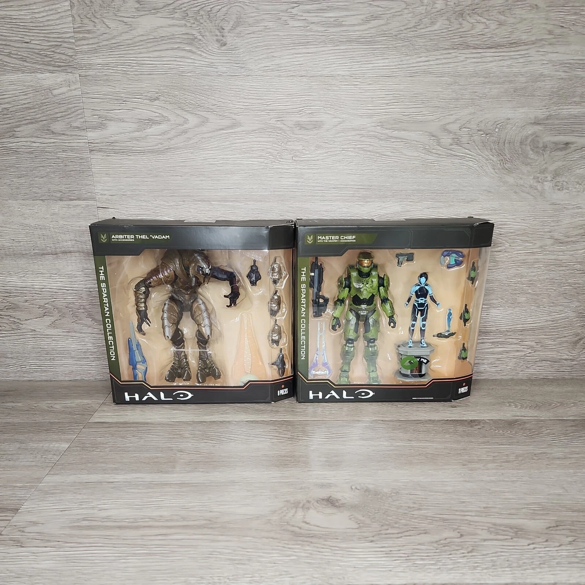 Halo Infinite Spartan Collection Deluxe MASTER CHIEF WITH THE