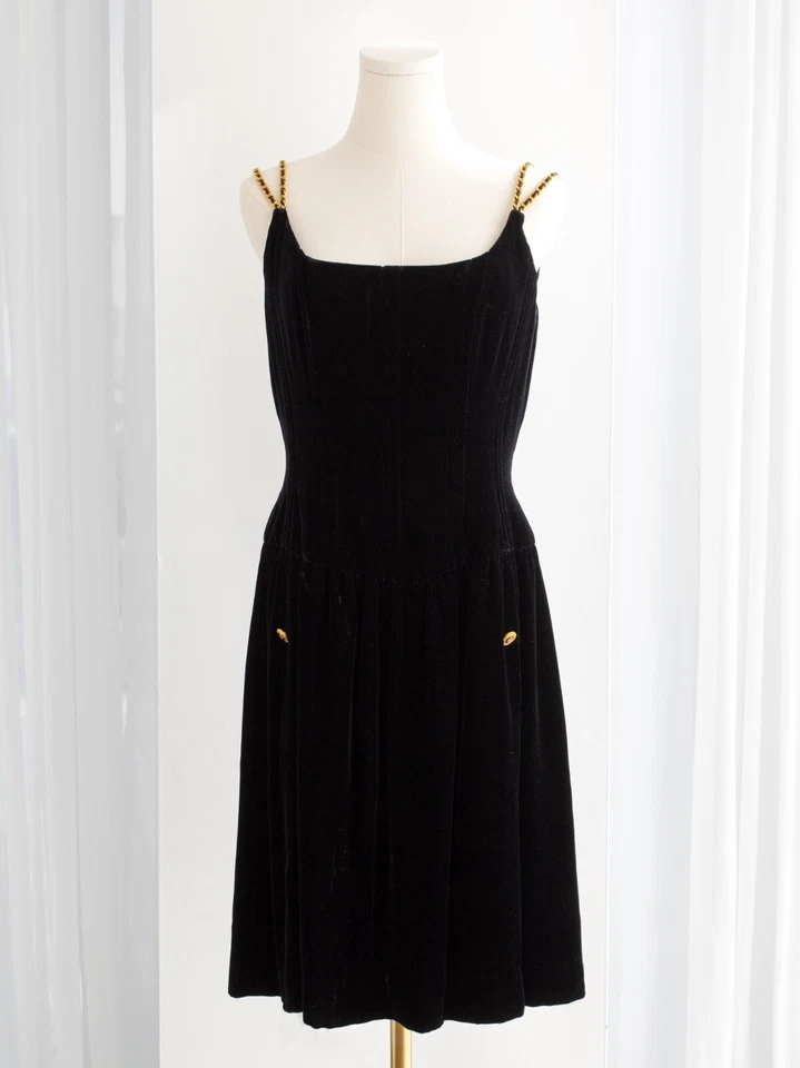 Chanel Vintage F/W 1993 Black Velvet Gold Chain Strap Corset 93A Dress - Image 3 of 4