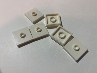 LEGO Parts 23893 87580 (6pcs) Plate 2x2 Groove & Stud Center LEGO Parts 23893 87580 (6pcs) Plate 2x2 Groove & Stud Center
