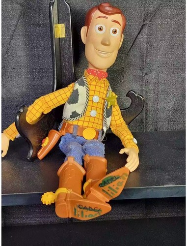 Thinkway Disney Pixar Toy Story 3 Playtime Sheriff Woody Interactive Talking - Picture 8 of 14