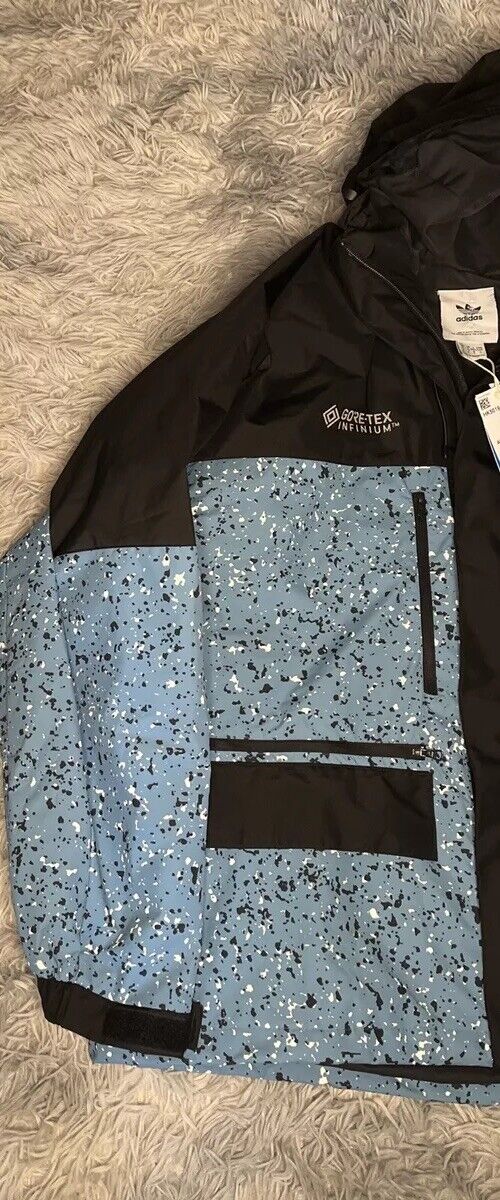 Adidas Winter Gore-Tex Infinium Black Blue Adventure Jacket Adidas Winter Gore-Tex Infinium Black Blue Adventure Jacket