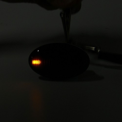 Dynamic LED Side Repeater Indicator Light For Mercedes Smart W450 Vito W639 W447 - Picture 7 of 10