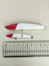 Lucky Craft Wonder Slim 90 Jointed 58, 2 pieces with scratches