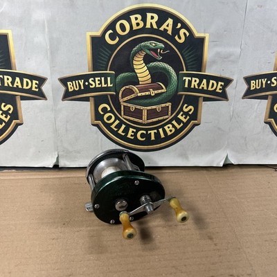 Vintage Shakespeare 1973D Sportcast Direct Drive Fishing Reel Fisherman Fish R