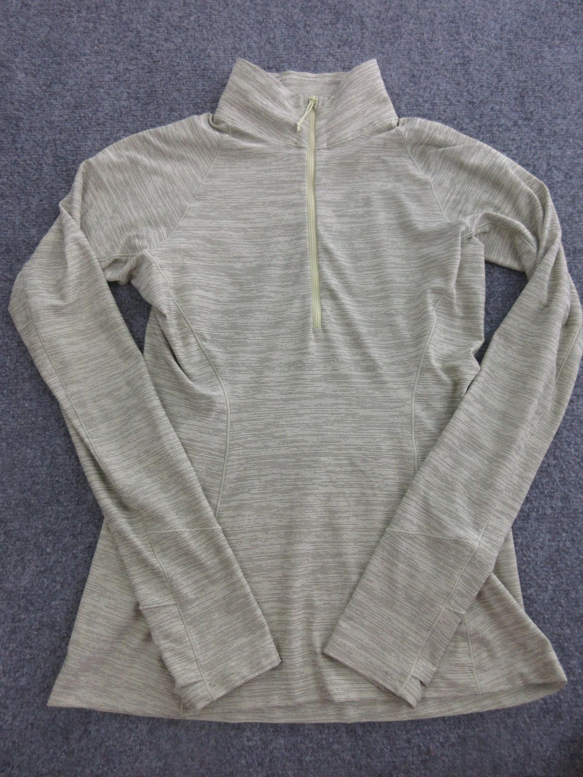 Mountain Hardwear Pullover Women XS Gray 1/4 Zip Long Sleeve Running Athletic