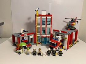 LEGO CITY: Fire Station (60110)