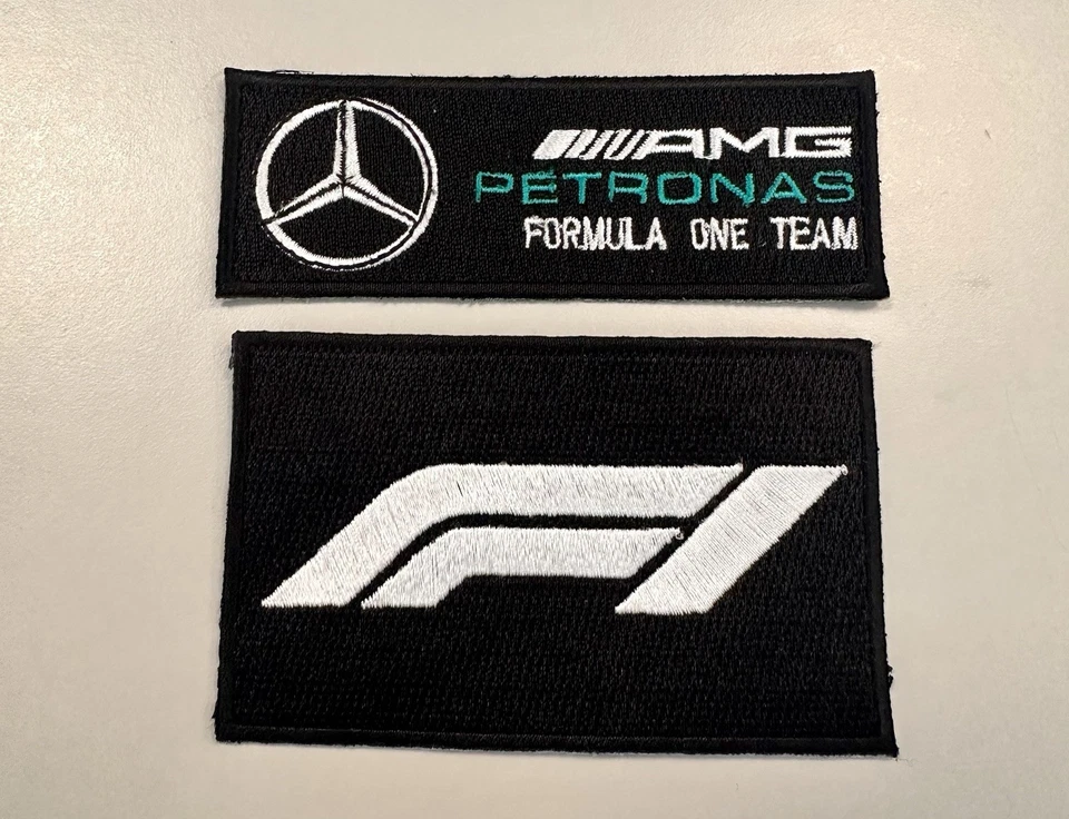 "Paquete de 2 parches Ultimate Patch Formula One F1 Racing hierro en parches negros Mercedes 3,5""" Foto 2 de 2