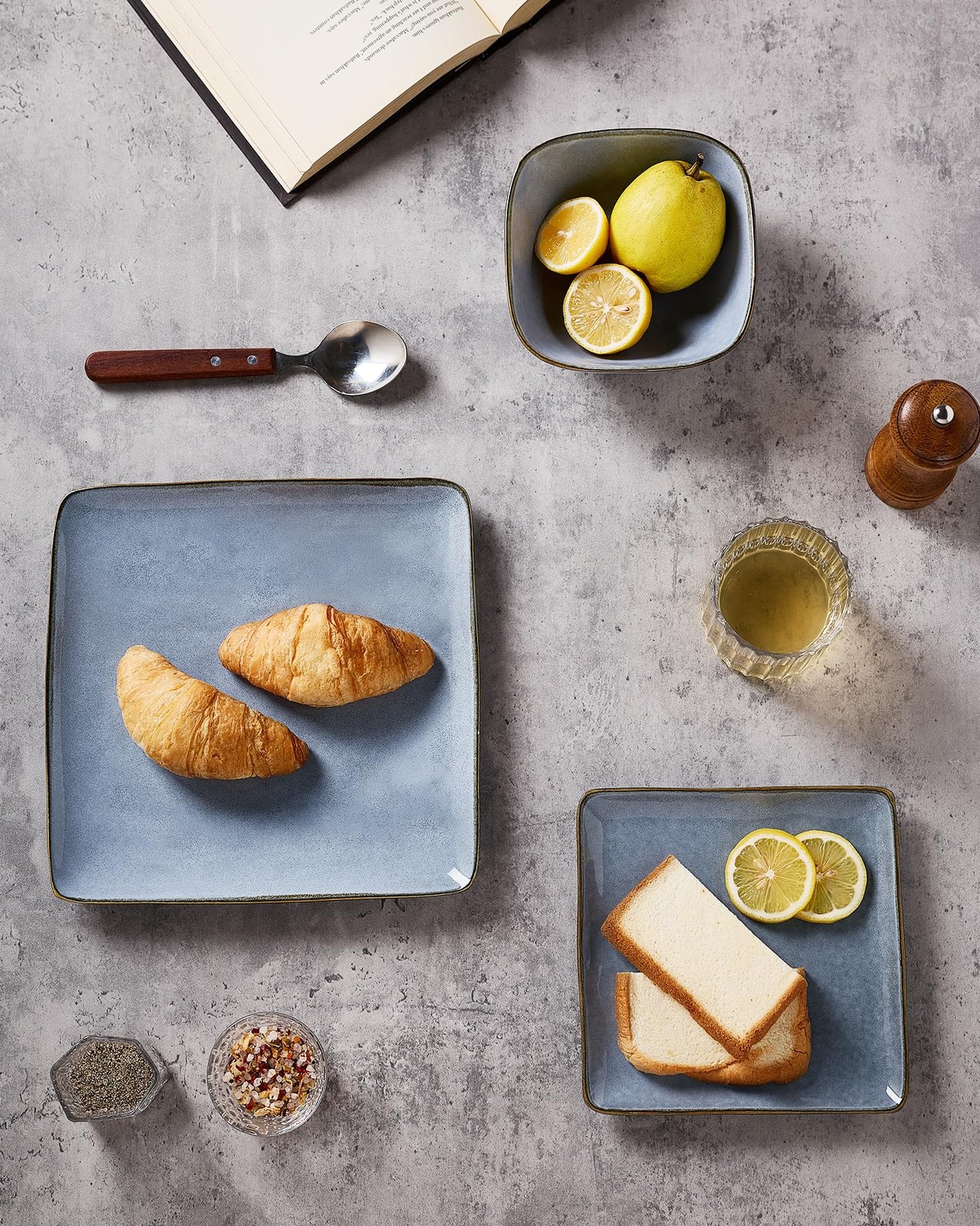 Famiware Dinnerware Sets for 4, Ocean Square 12-Piece Kitchen Plates and Bowls