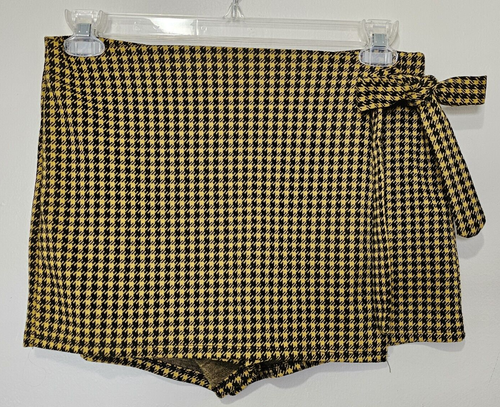 Haute Monde Women's Skort Size Large Plaid Skirt Gold Houndstooth Plaid Shorts - Picture 1 of 8