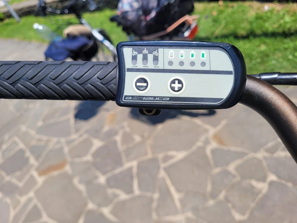 E-bike ADRIATICA: Ruote 28”, Batteria Nuova, Cambio Shimano di Alta Qualità - Immagine 3 di 4