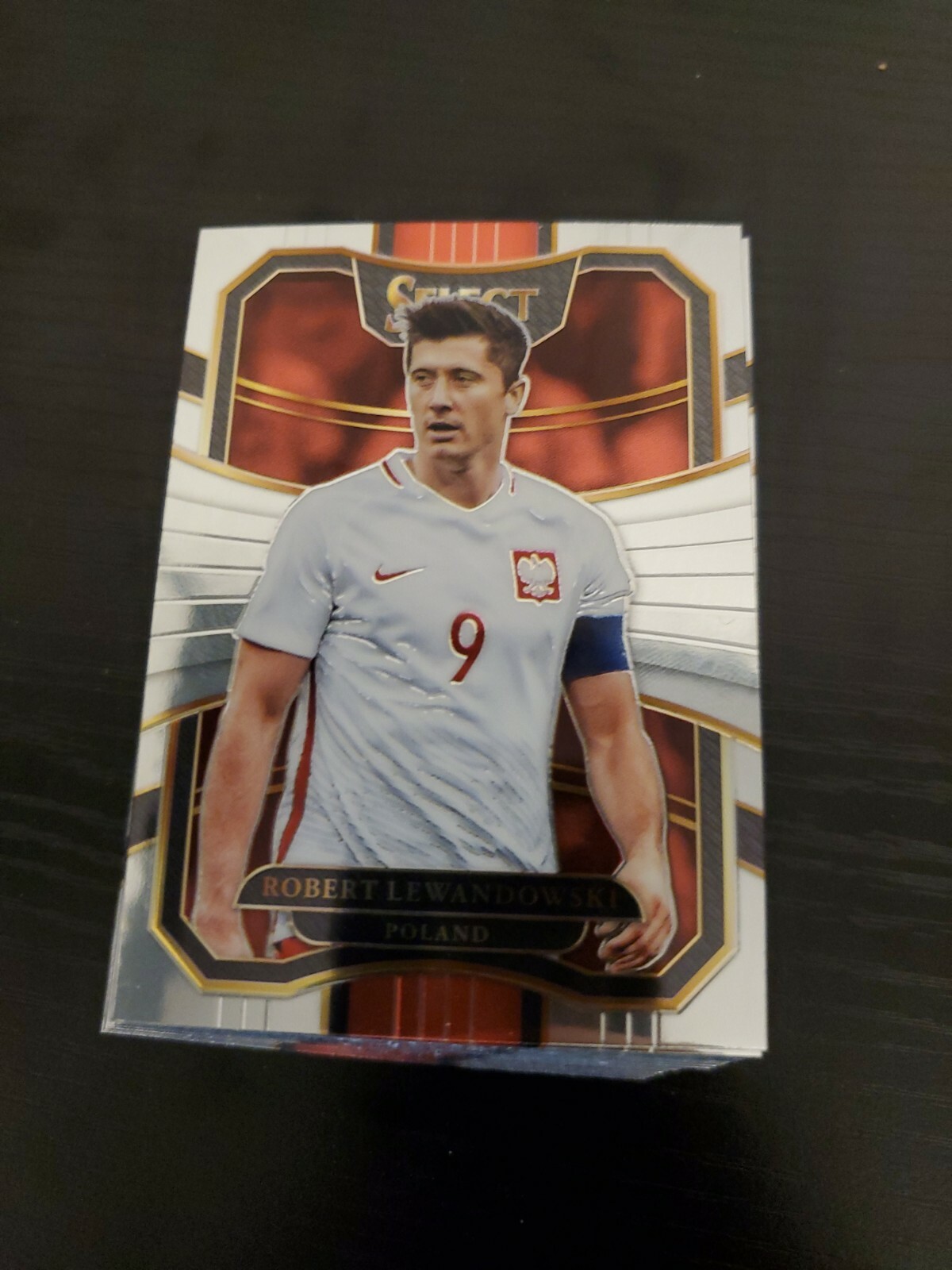 2017-18 PANINI SELECT TERRACE BASE 32 CARD LOT ROBERT LEWANDOWSKI # 30 BAYERN