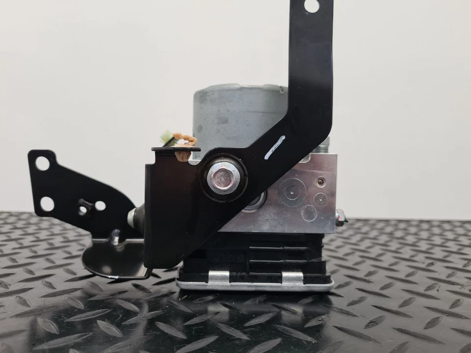 BOMBA ABS HIDRÁULICA MITSUBISHI ECLIPSE CROSS MK1 (NS) 2021 1.5 CON ECU 4670B769 Foto 3 de 4