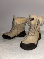 New UGG Womens Adirondack II Waterproof Leather/Suede Boot US 6 Sand 1909
