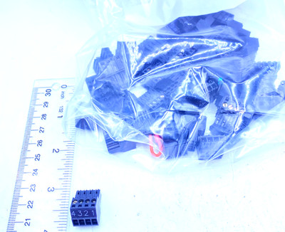 Molex Lot of 50 4 Position Pluggable Terminal Block Black 39500-0005 Read Please