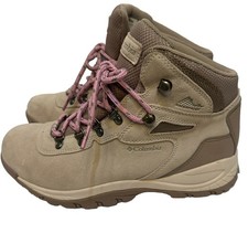 Size 8W Columbia Newton Ridge Plus Waterproof AMPED Dark Stone / Cosmos Woman&rsquo;s