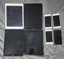 Lot of 8 - Mix of 4 iPads and 4 iPhones