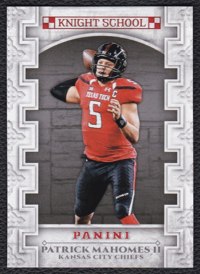 2017 Panini Patrick Mahomes II Knight School Rookie RC  Kansas City Chiefs