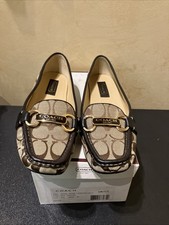 H139 Coach Estee Women s Size 6.5M Canvas/Leather Loafers Khaki/Chocolate Q364