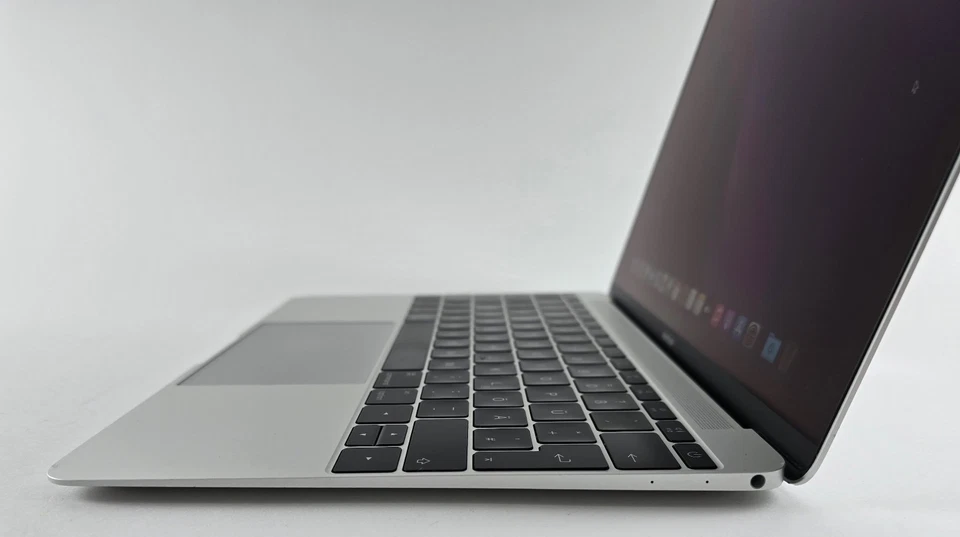 Apple Macbook 12" Retina 2016 1.1Ghz core m3 8GB RAM 256GB SSD Silber MwSt. #33 - Bild 4 von 4