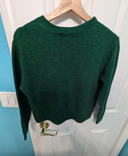 H&M Women s Green Solid Knit Crew Neck Long S...