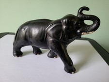 A VINTAGE BLACK SYLVAC ELEPHANT FIGURINE: MODEL #815: 6" LONG: VG CONDITION