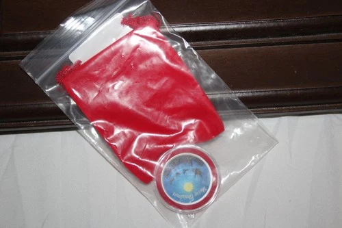 APMEX 1 oz Colorized Silver Round Merry Christmas .999 Fine w/ Red Velvet Pouch