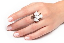 Raw Quartz Ring for Women - Quartz Gemstone Ring - Natural Stone Jewelry Gift