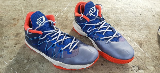 chris paul basketball shoes