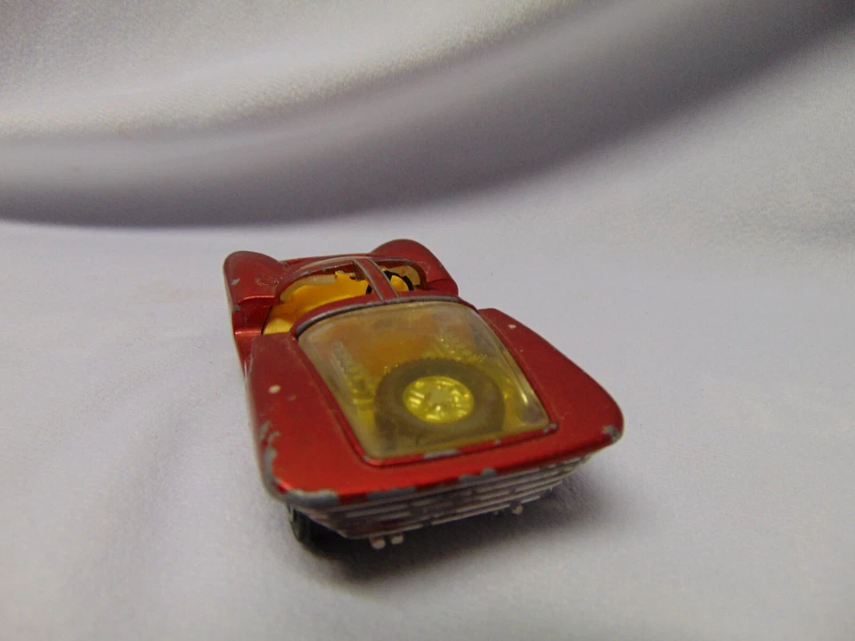 Dinky Toys Ferrari P5 coche fundido a presión Meccano de Inglaterra color rojo 3 3/4" largo Foto 4 de 4