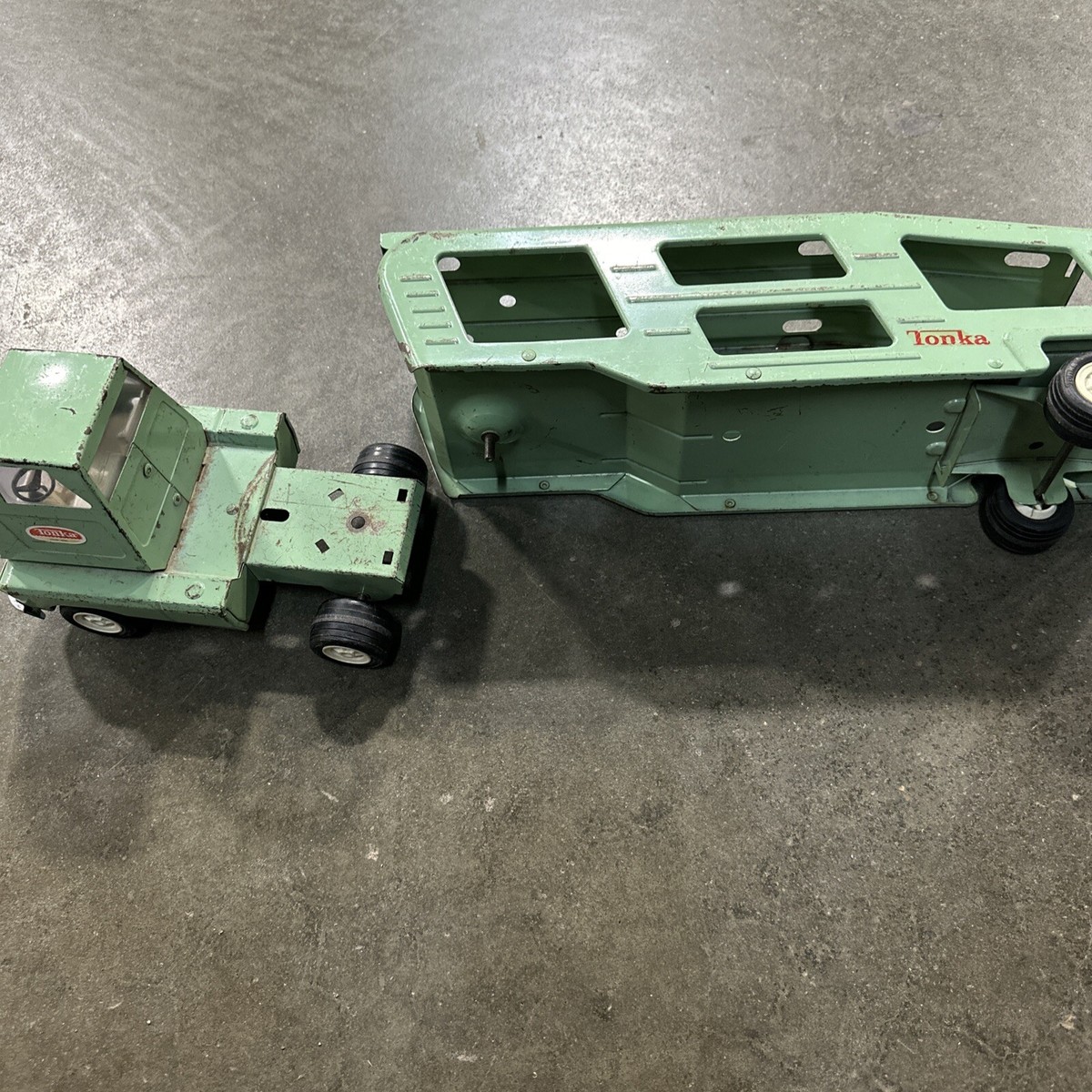 Vintage 1960's Tonka Car Transport Metal Green Car Hauler