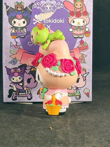 TokiDoki Kuromi My Melody Garden Tea Party My Melody & Rosie - Picture 2 of 4