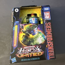 Transformers Legacy United - Deluxe Class - AUTOBOT COSMOS   Brand New  Sealed