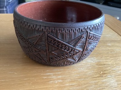 Vintage 1979 Six Nations Kanyengeh Keramik Mohawk Schale signiert JS geschnitzte Kunst #P13