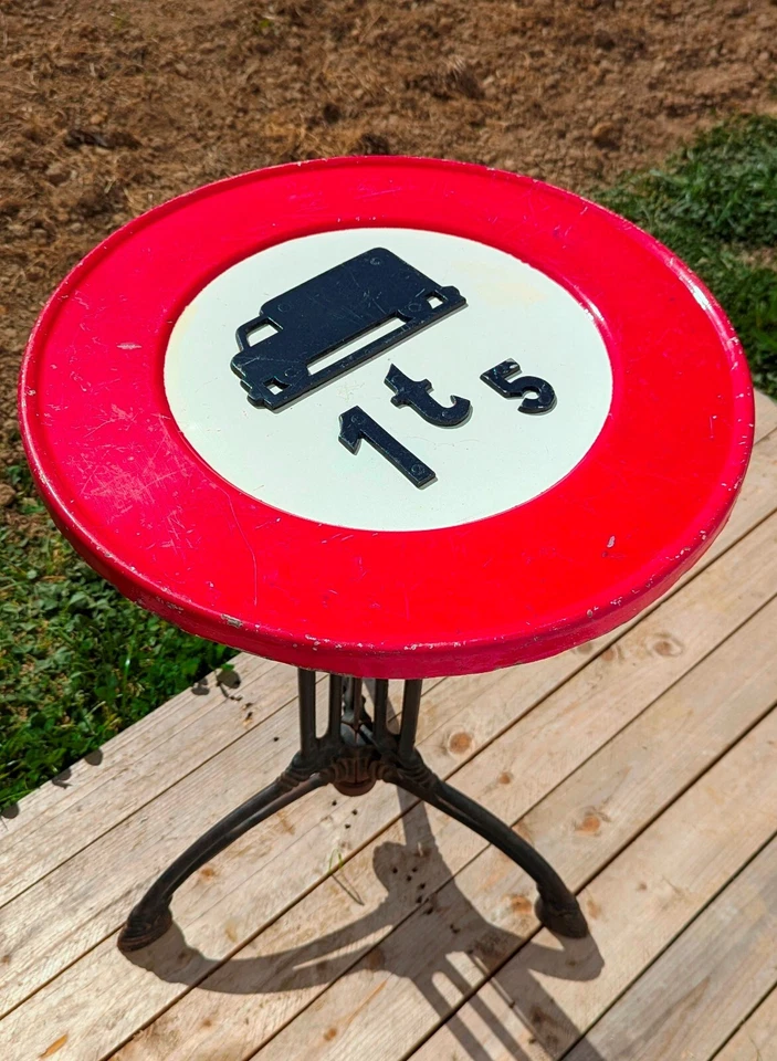 Table Bistrot Style Art nouveau Pied Eiffel et Panneau signalisation Café Paris - Photo 2/4