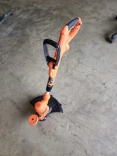 Black & Decker 6.5 Amp 14 inch Trimmer/Edger, Electric String, GH900 NEW (24D)