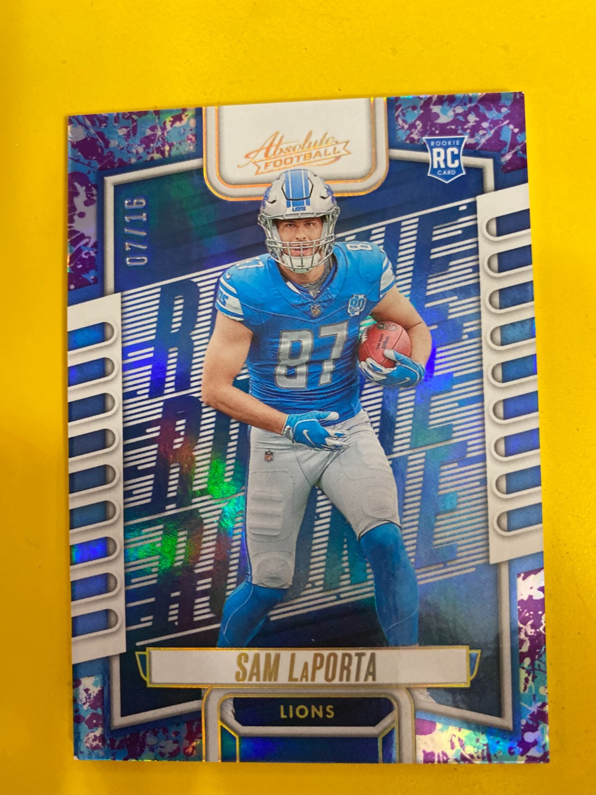 DA86595  2023 Absolute Spectrum Splash #115 Sam LaPorta RC #07/16