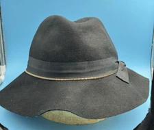 C.C. EXCLUSIVES DESIGNER 100% WOOL WIDE BRIM Black