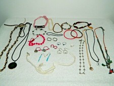 Young Girl Teen Child Lot of Fashion Necklaces Bracelets Earrings GW2-3