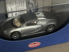 AUTOart Bugatti Veyron 1:64 Scale Model Car with Certificate ser. no 0030 Silver