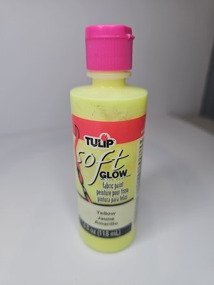 Tulip Fabric Paint 4oz Yellow