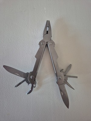Multitool/messer 8in1 Gebraucht