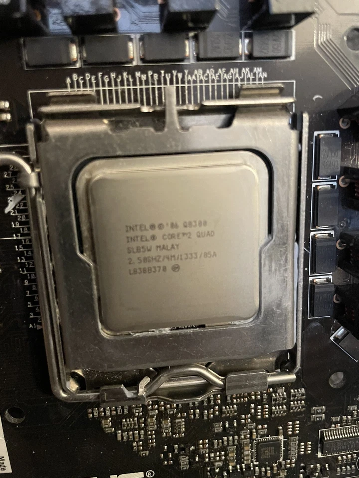 Rare Asus ROG BlitzFormula + Supreme Fx Audio+ Core 2 Quad 2.5ghz + 2GB OCZ DDR2 - Image 3 of 4