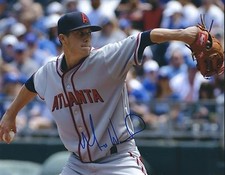 Signed  8x10 MATT WISLER Atlanta Braves Autographed photo - COA 