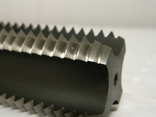 Hertel HSS Bodenhahn 1-1/2 - 6 UNC 4 FL helle Oberfläche 07680051 - Bild 2 von 2