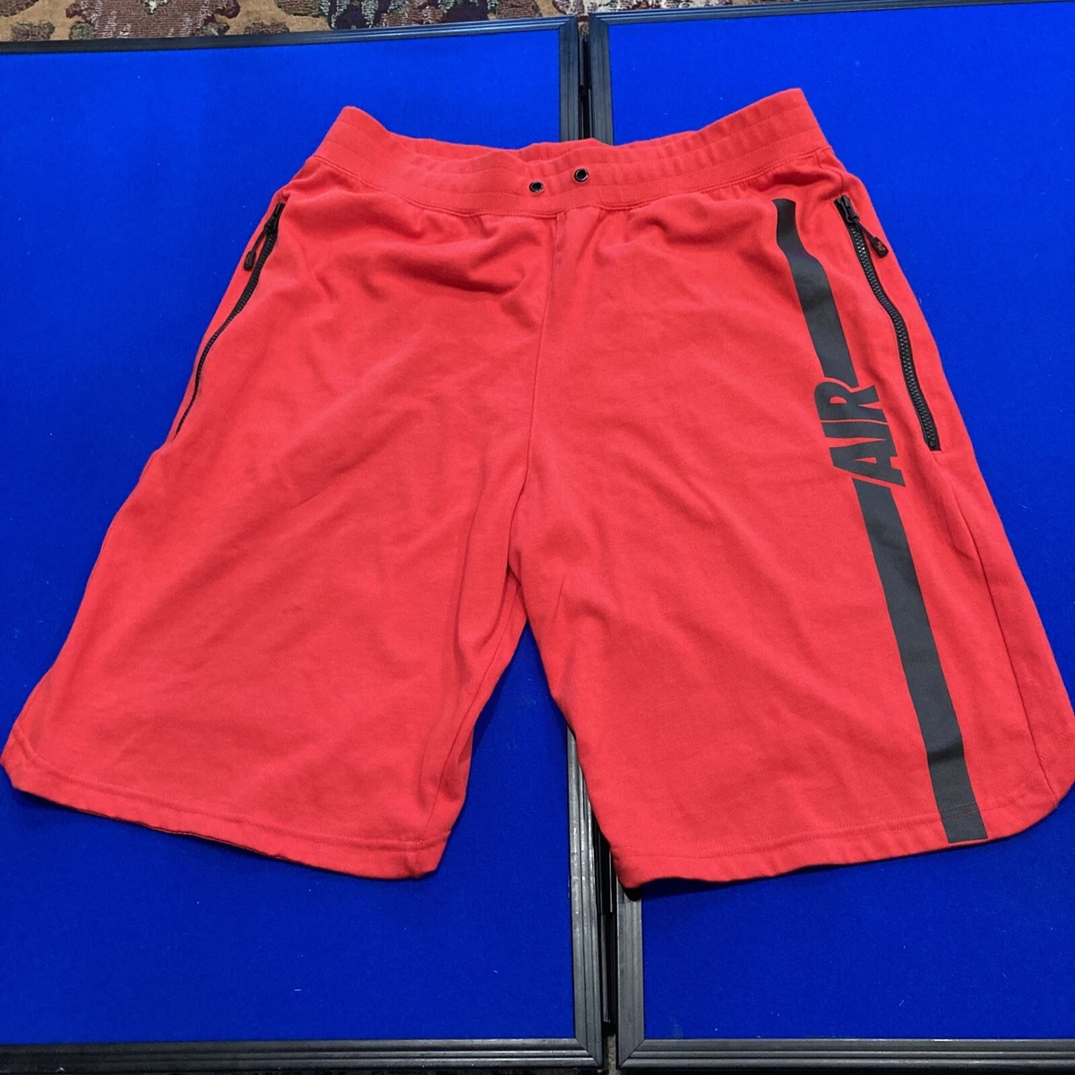 Cotton shorts shop with zipper pockets