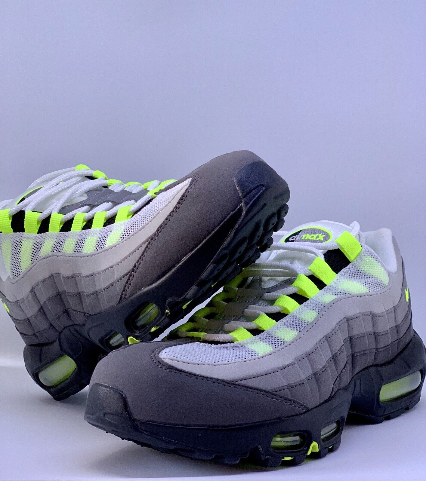 og neon air max 95 2021