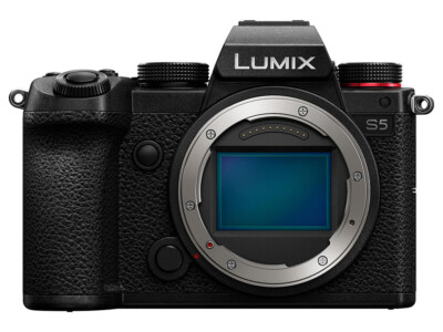 【けん】⭐︎ほぼ新品未使用⭐︎LUMIX S5Ⅱ＋レンズ2個付属 けん】⭐︎ほぼ新品未使用⭐︎LUMIX S5Ⅱ＋レンズ2個付属 LUMIX S5IIX