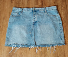 Old Navy Denim Mini Skirt Sz 18 High Rise Secret Slim Pockets Button Fly Frayed